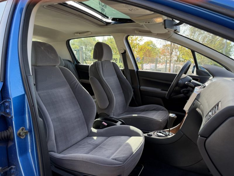 PEUGEOT 307 1.6 110 CV  Boite Auto / CARPLAY / Toit Ouvrant / Paiement 4X ou 10X Possible