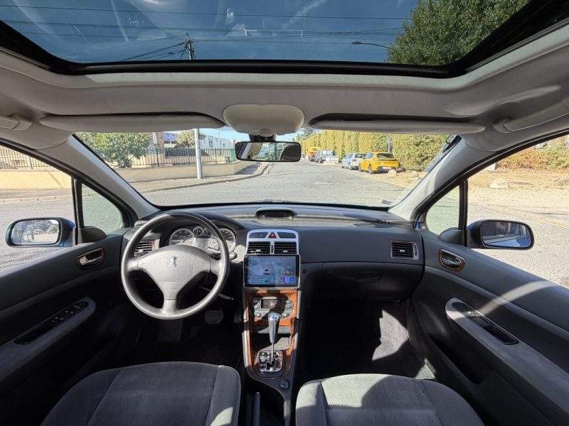 PEUGEOT 307 1.6 110 CV  Boite Auto / CARPLAY / Toit Ouvrant / Paiement 4X ou 10X Possible
