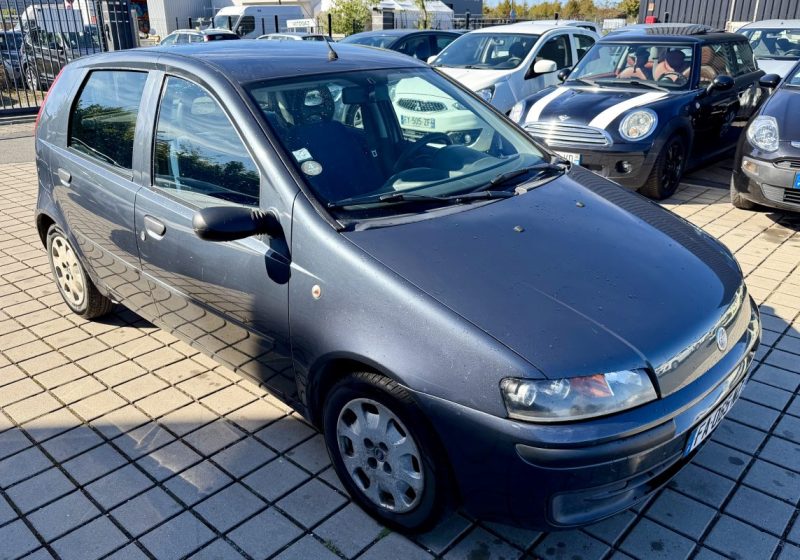 FIAT PUNTO  1.9 JTD 83ch FINITION ACTIVE  2003