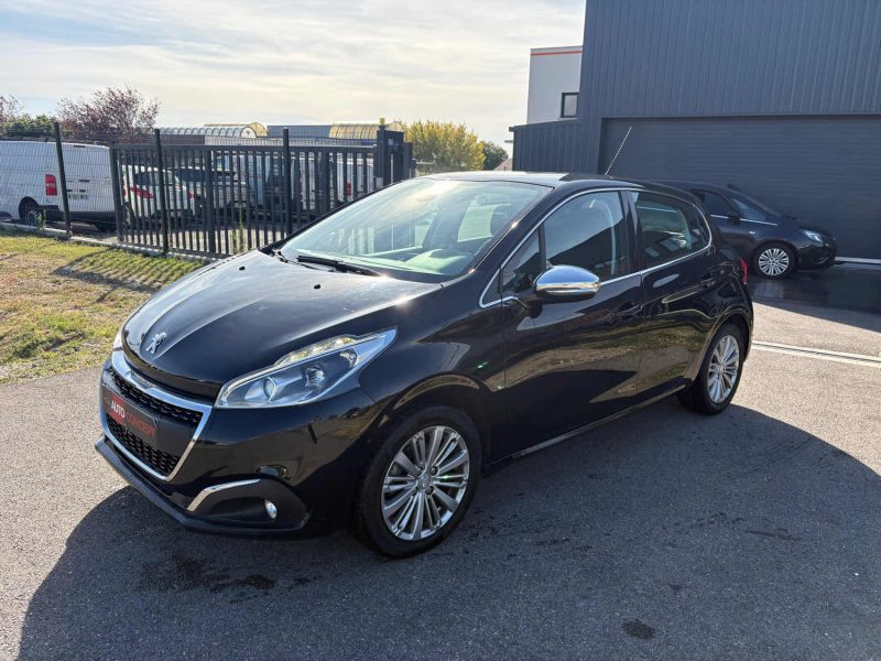 PEUGEOT 208 1.2 VTI 82CH S&S ALLURE 