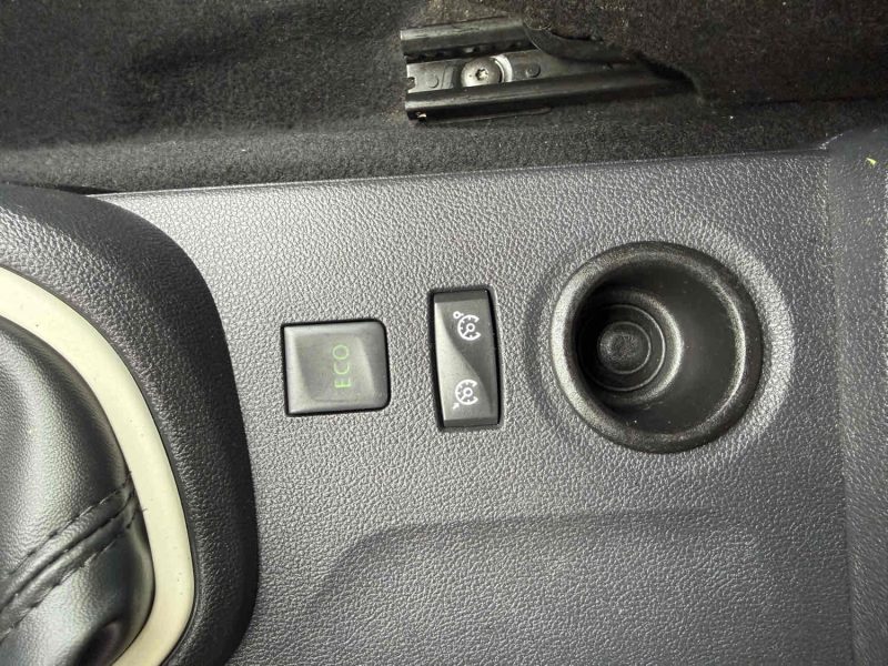 RENAULT CAPTUR PHASE 2 0.9 TCE - 12V 90CV ZEN GPS 2017