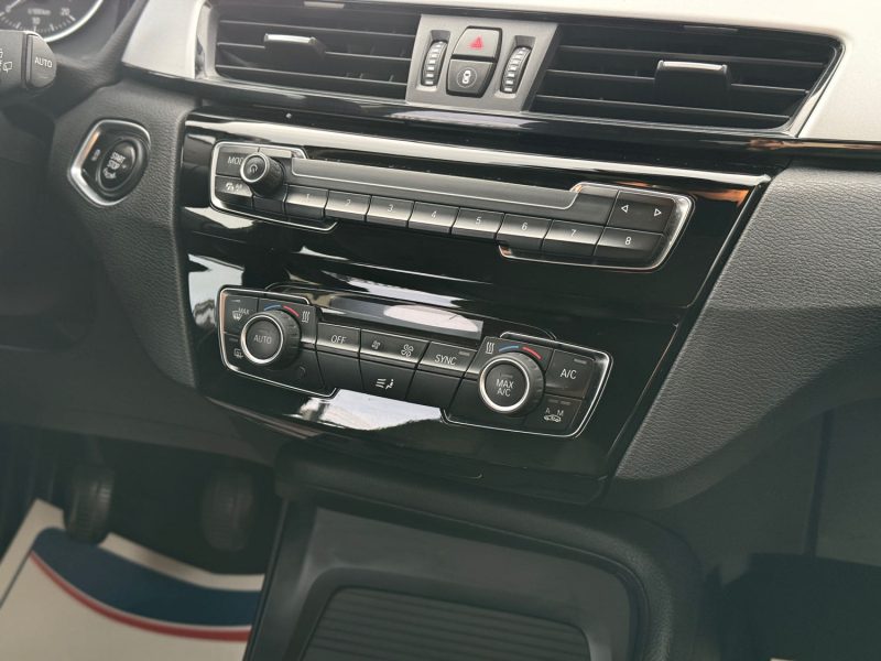 BMW X1 sDrive 16d 116 ch Lounge - Clim - Régulateur - Gps - Révisée & garantie 6 mois 