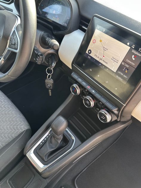 RENAULT CLIO V 1.6 E-TECH EVOLUTION 140 BOITE AUTOMATIQUE ECRAN COCKPIT