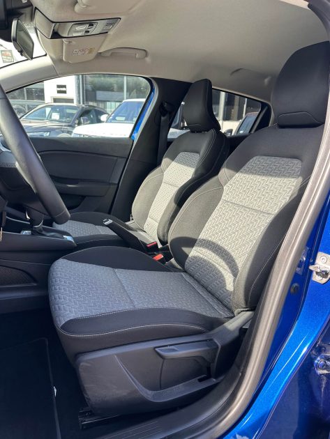 RENAULT CLIO V 1.6 E-TECH EVOLUTION 140 BOITE AUTOMATIQUE ECRAN COCKPIT