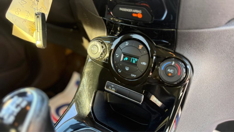 FORD FIESTA 1.0 ECOBOOST 100 CV TITANIUM PREMIERE MAIN