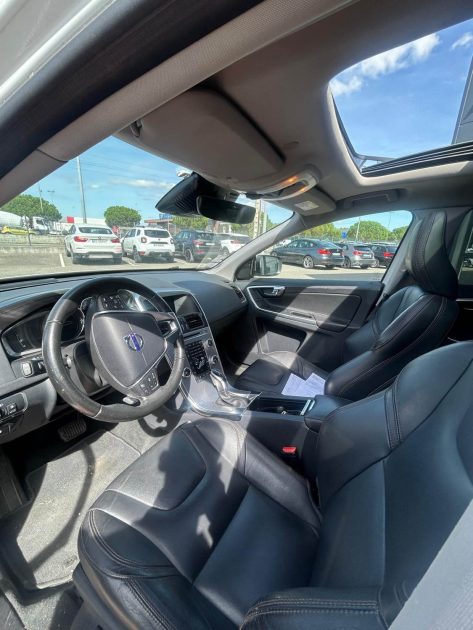 VOLVO XC60 I SUV 2.0 D3 summum 150CH BA 2017