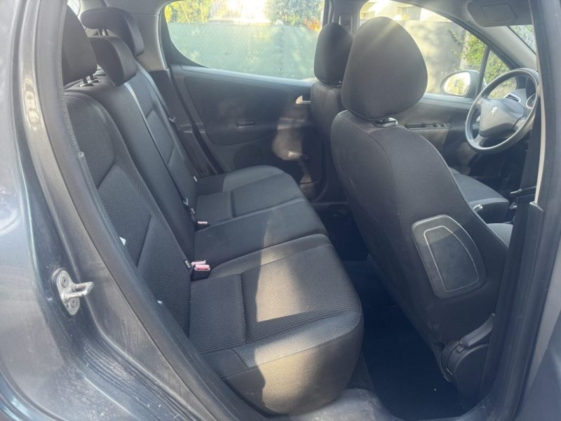 PEUGEOT 207 207+ 1.4 I 75CV PREMIUM  2010