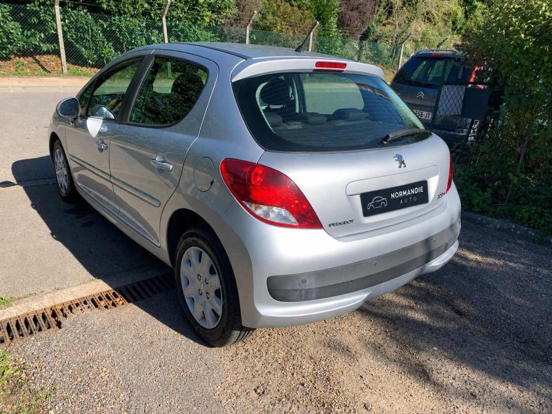 Peugeot 207 1.4E Urban 2013