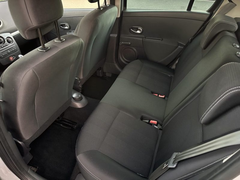 RENAULT CLIO iii 1.5 DCI 75 cv GARANTIE 6 MOIS 