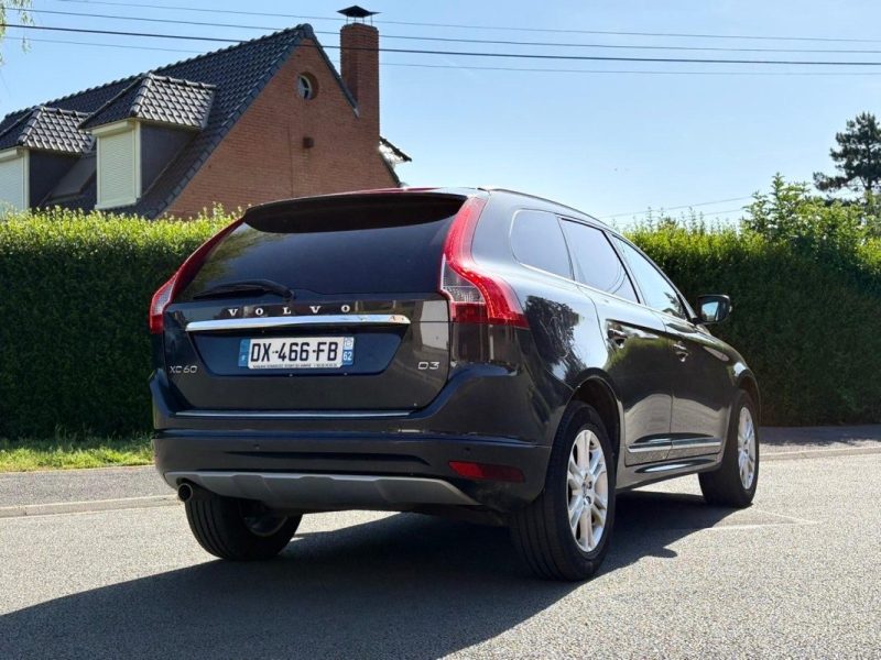 VOLVO XC60 D3 150 KINETIC GEARTRONIC 2015