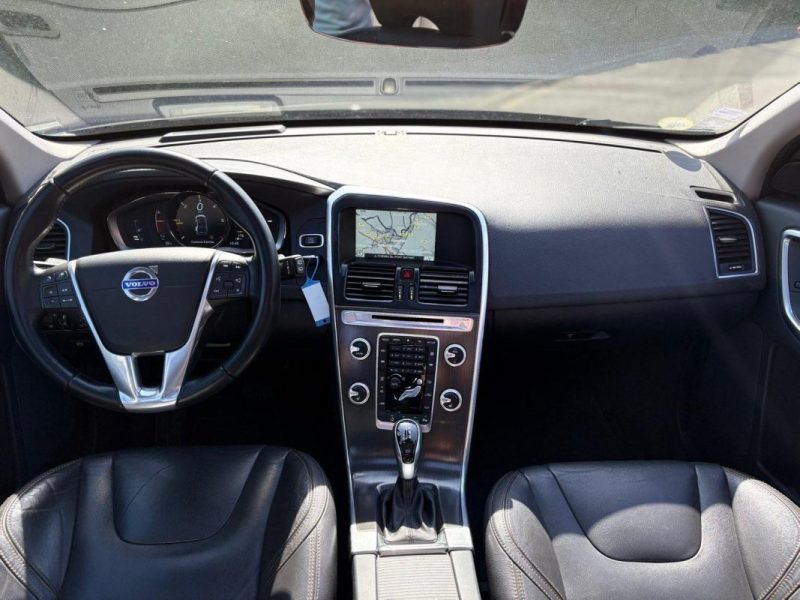 VOLVO XC60 D3 150 KINETIC GEARTRONIC 2015