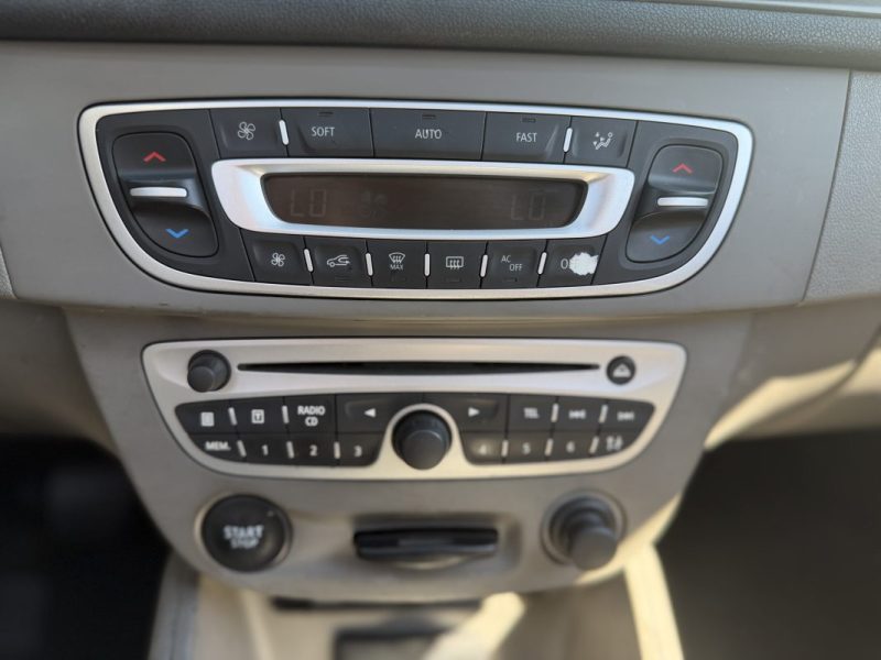 RENAULT MEGANE III 5 PORTES 1.5 DCI 2009