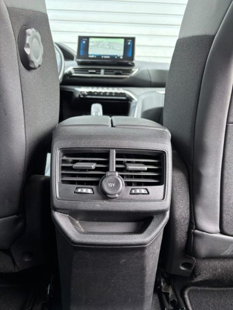 PEUGEOT 3008 1.5 HDI 130Ch Allure pack