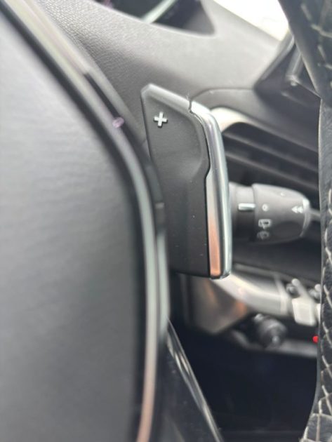 PEUGEOT 3008 1.5 HDI 130Ch Allure pack