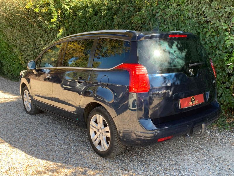 PEUGEOT 5008 2.0 HDI 2011