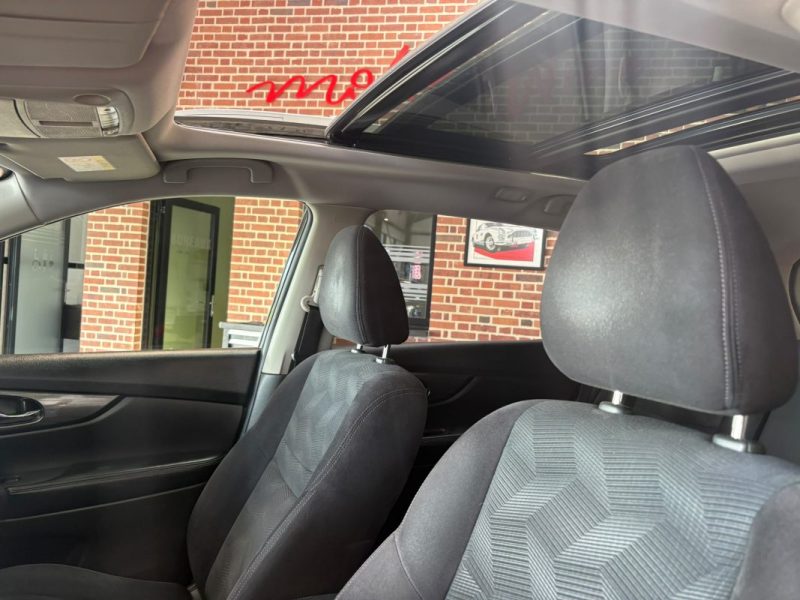 NISSAN X-TRAIL 1.6 DCI 131Ch 📷 Caméra 360° 🌤️ Toit Panoramique ❄️ Garantie 🛡️