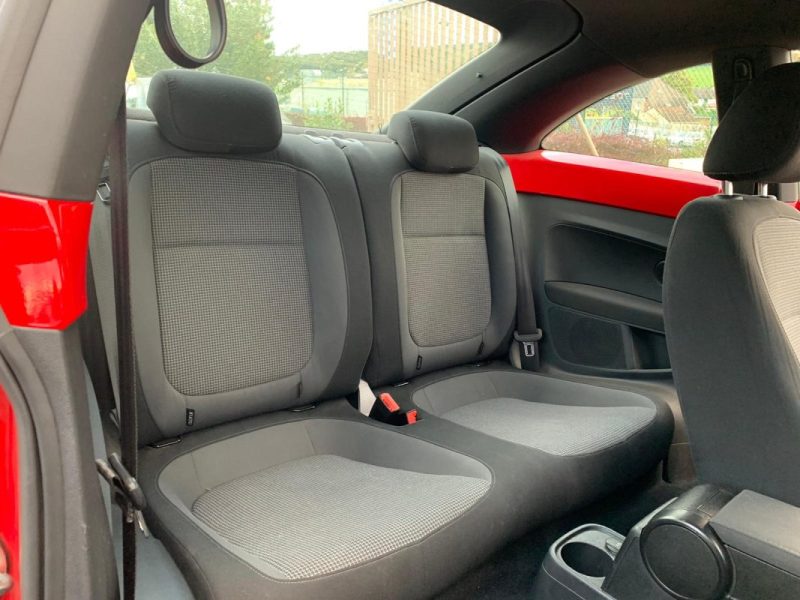 VOLKSWAGEN  NEW BEETLE  1.9 tdi 105 ch GPS