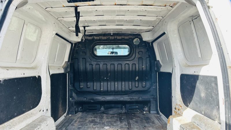 NISSAN  NV200  2012