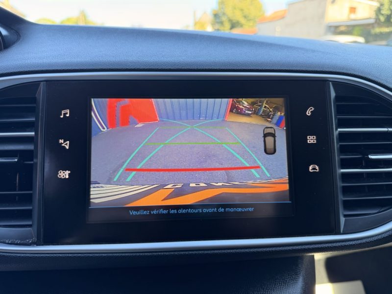 PEUGEOT 308 1.5 BLUEHDI 130  2018
