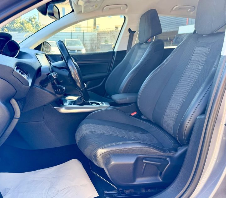 PEUGEOT 308 1.5 BLUEHDI 130  2018