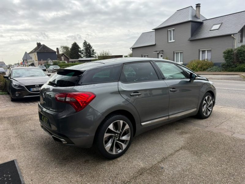 Citroën DS5 2.0 HDi 160Ch So Chic