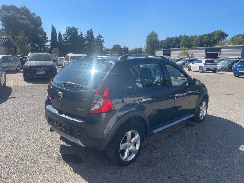 DACIA SANDERO STEPWAY 1.5 DCI 85CH 211MKM