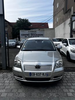 TOYOTA AVENSIS 115 D-4D LINEA TERRA 2005