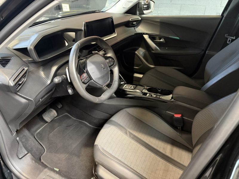 PEUGEOT 2008 ALLURE PACK 1.5 Hdi / CARPLAY / PREMIERE MAIN