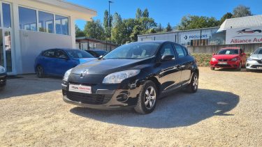 RENAULT Megane - 1.6 Attraction 100ch essence