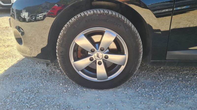 RENAULT Megane - 1.6 Attraction 100ch essence