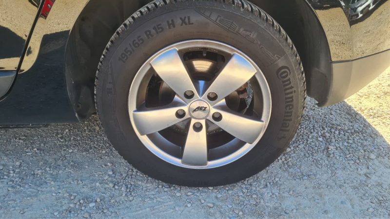 RENAULT Megane - 1.6 Attraction 100ch essence