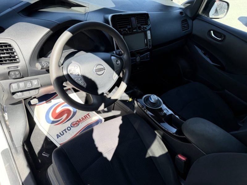 NISSAN LEAF 30KWH  2017