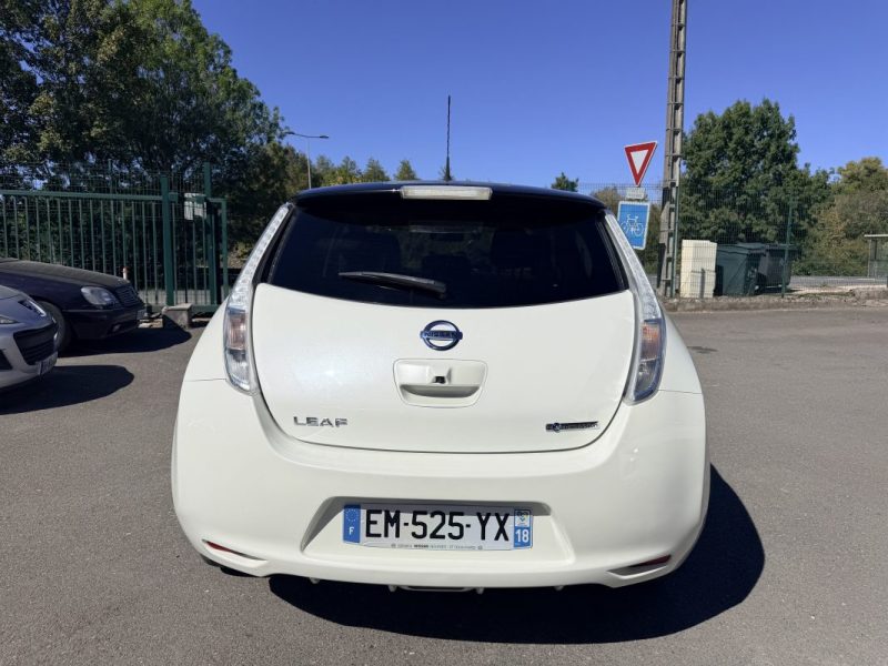 NISSAN LEAF 30KWH  2017