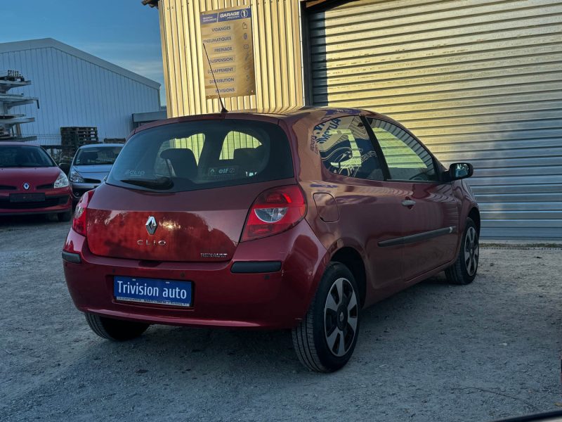 RENAULT CLIO 1.2 75CH DYNAMIQUE 2006