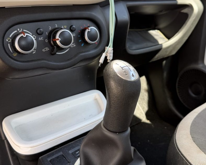 RENAULT TWINGO III 1.0 SCe 70 Limited - Embrayage neuf -  CT Vierge - ENTRETIEN COMPLET