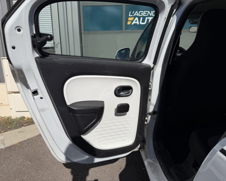 RENAULT TWINGO III 1.0 SCe 70 Limited - Embrayage neuf -  CT Vierge - ENTRETIEN COMPLET
