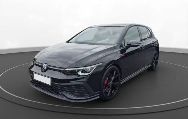 VOLKSWAGEN GOLF GTI CLUBSPORT 300 
