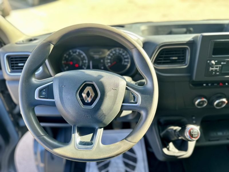 RENAULT MASTER BENNE RT III 2.3 DCI 2022 motricités renforcer + double lame