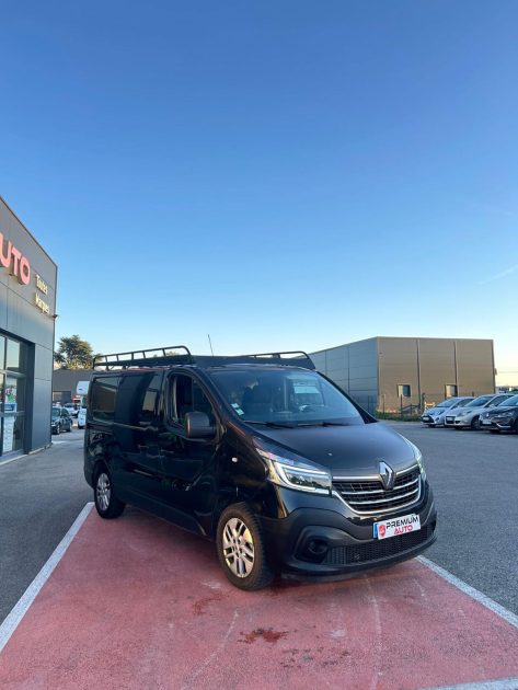 RENAULT TRAFIC III  2.0 DCI 145 EDC  2021 Grtie 12 mois Suivie complet Renault vidange boite fais