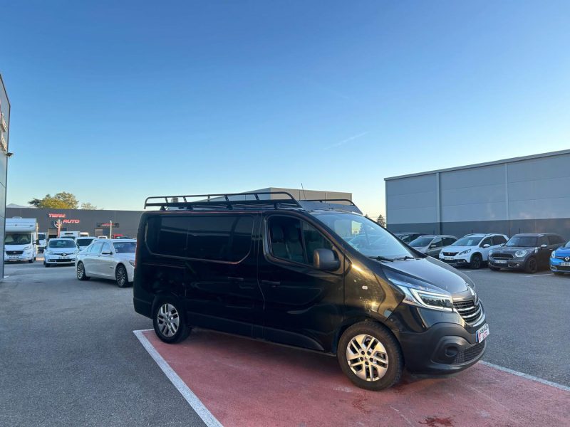 RENAULT TRAFIC III  2.0 DCI 145 EDC  2021 Grtie 12 mois Suivie complet Renault vidange boite fais