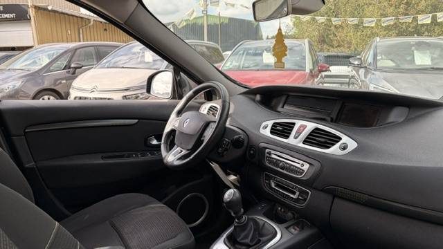 RENAULT MEGANE  2009