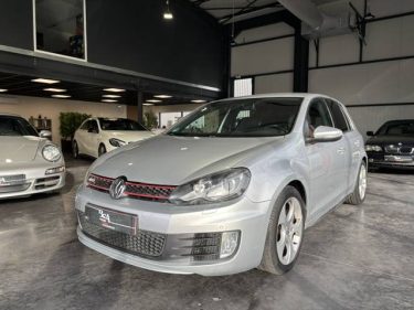 VOLKSWAGEN GOLF GTI 2010
