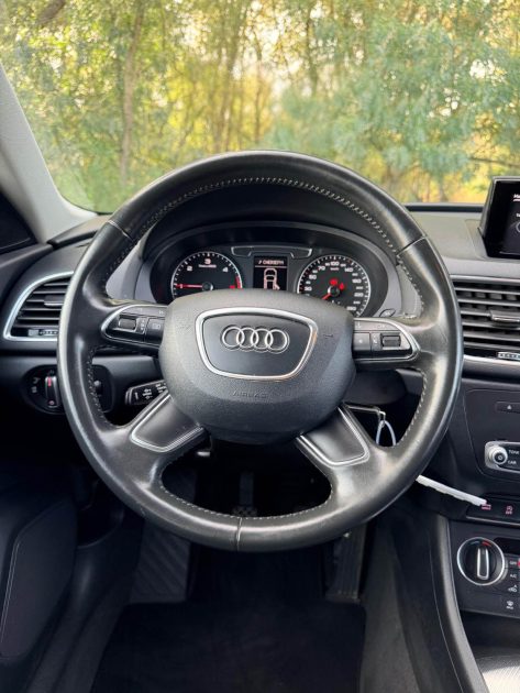 AUDI Q3 2.0 TDI 150 CV  AMBIANTE  A VOIR