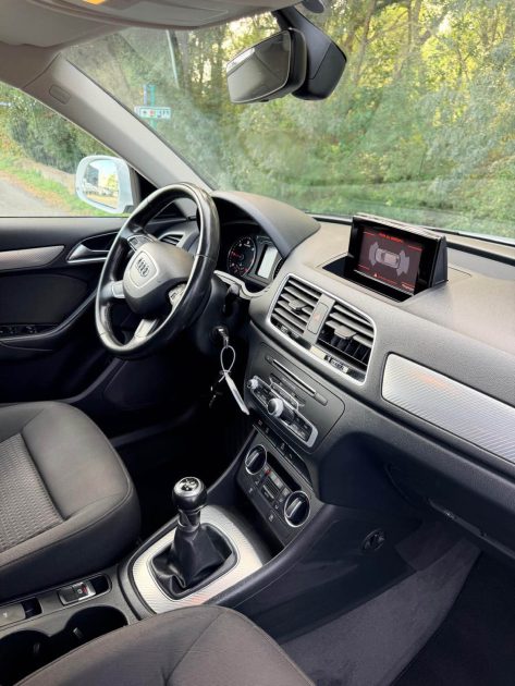 AUDI Q3 2.0 TDI 150 CV  AMBIANTE  A VOIR