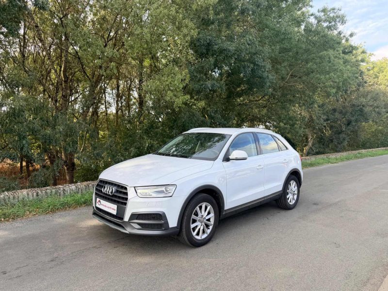 AUDI Q3 2.0 TDI 150 CV  AMBIANTE  A VOIR