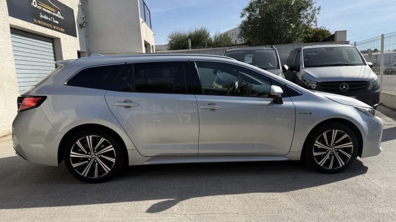 TOYOTA COROLLA BREAK 1.8 HYBRID 2021 122H