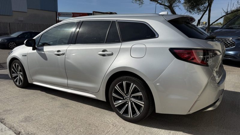 TOYOTA COROLLA BREAK 1.8 HYBRID 2021 122H