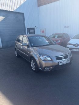 KIA RIO 2 1.4 16V 97ch