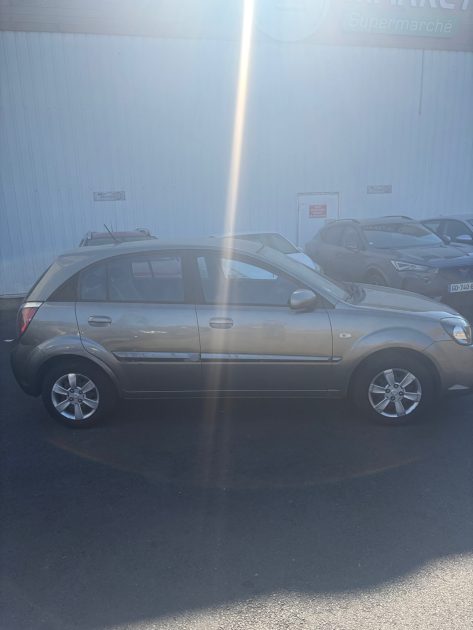 KIA RIO 2 1.4 16V 97ch