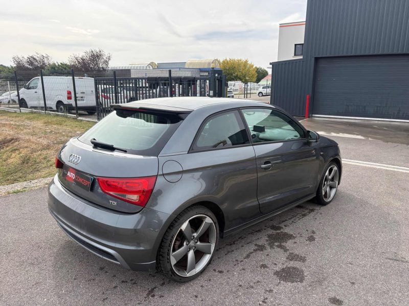 AUDI A1 SPORTBACK 1.6 TDI 105CH S-LINE